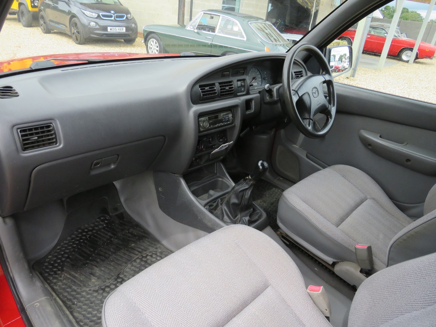 Used Mazda B 2000 for sale - 75425275: Photo 2