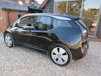 Used BMW i3 2018 for sale - 79369831: Photo