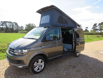 Used Volkswagen Transporter 2017 for sale - 75823025: Photo