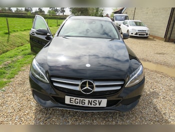 Used Mercedes-Benz C Class 2016 for sale - 78270928: Photo