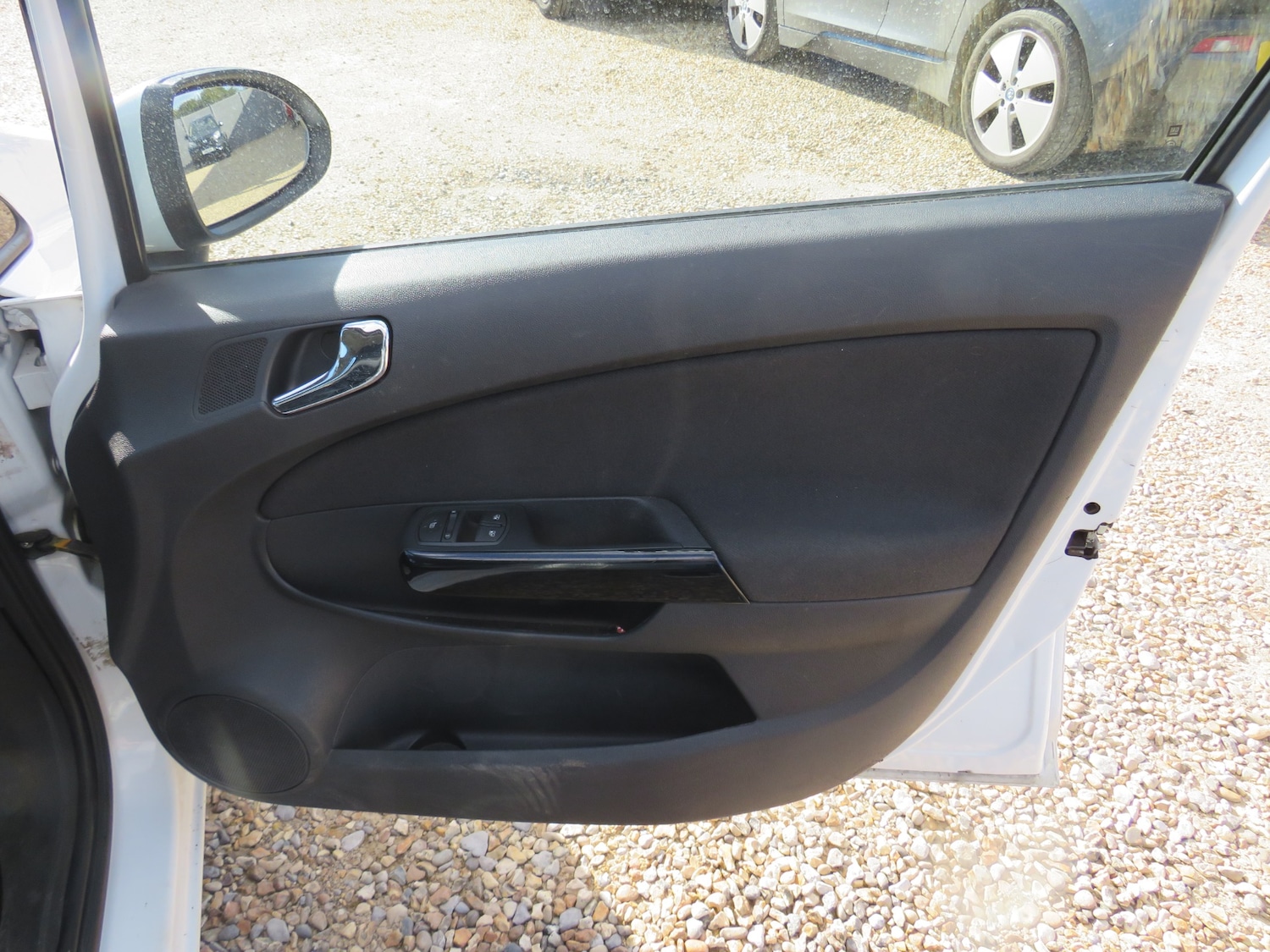Used Vauxhall Corsa 2014 for sale - 75918445: Photo 10