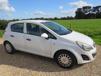 Used Vauxhall Corsa 2014 for sale - 75918445: Photo 3