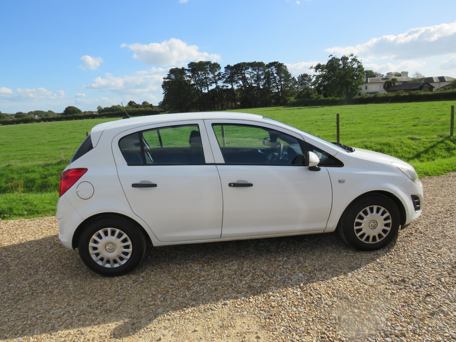 Used Vauxhall Corsa 2014 for sale - 75918445: Photo 4