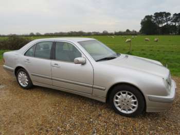 Used Mercedes-Benz E-Class 2001 for sale - 73802551: Photo