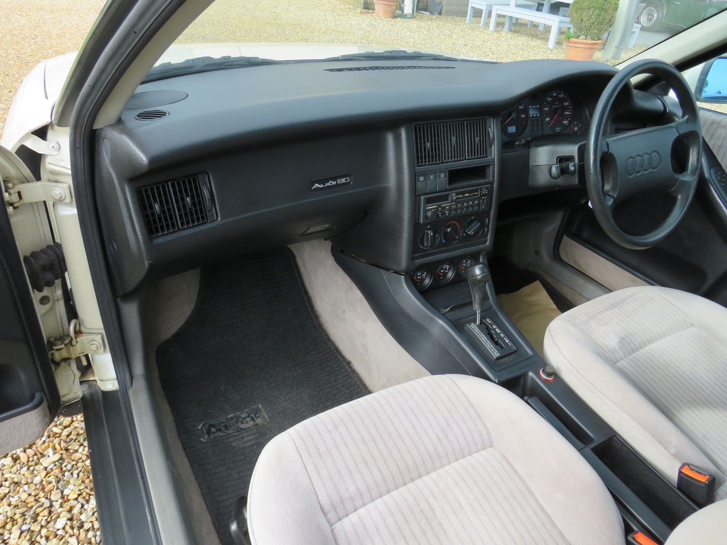 Vehicle 29