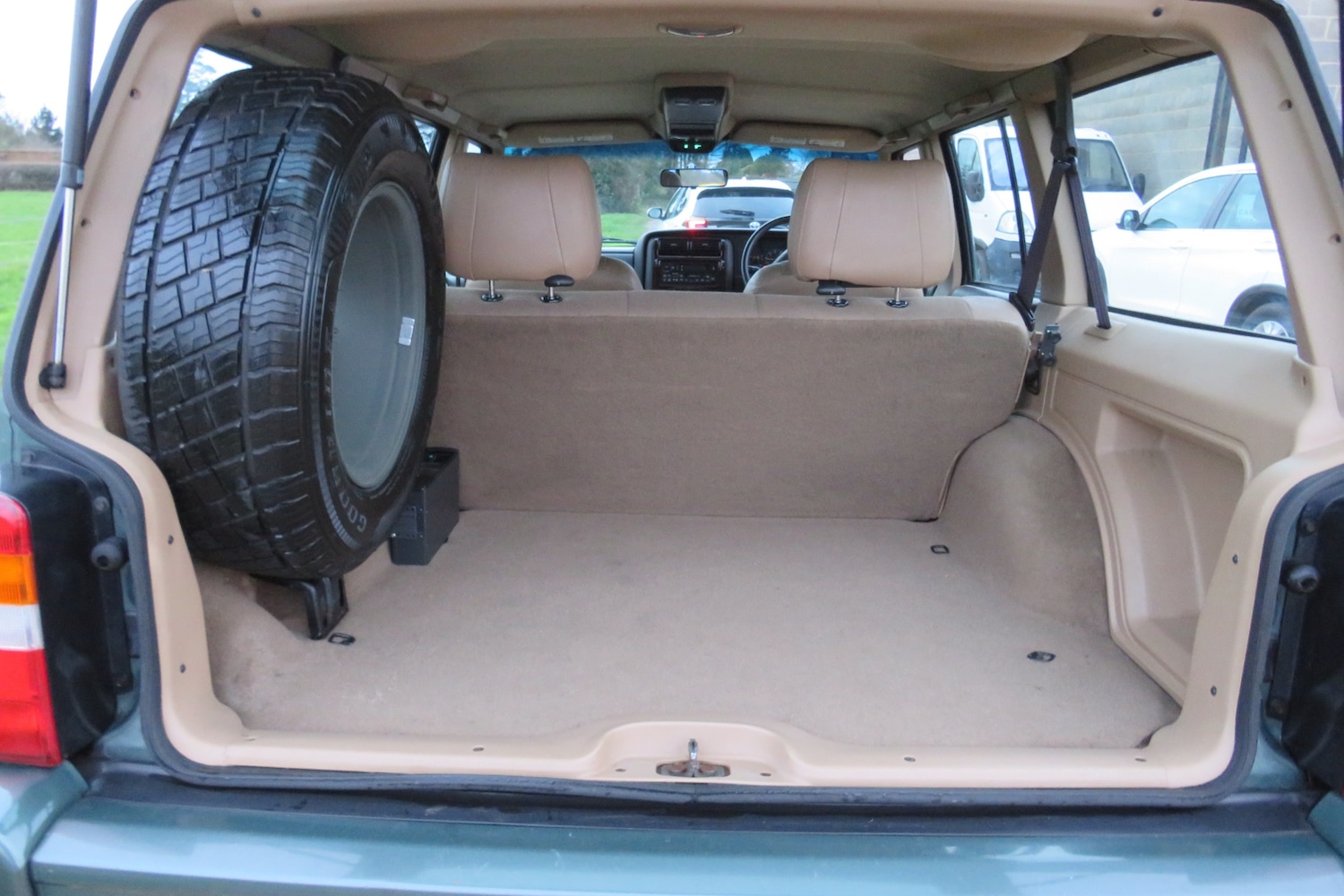 Used Jeep Cherokee 2003 for sale - 77025646: Photo 9