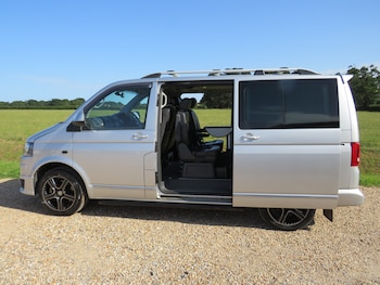 Used Volkswagen Caravelle 2012 for sale - 75058230: Photo