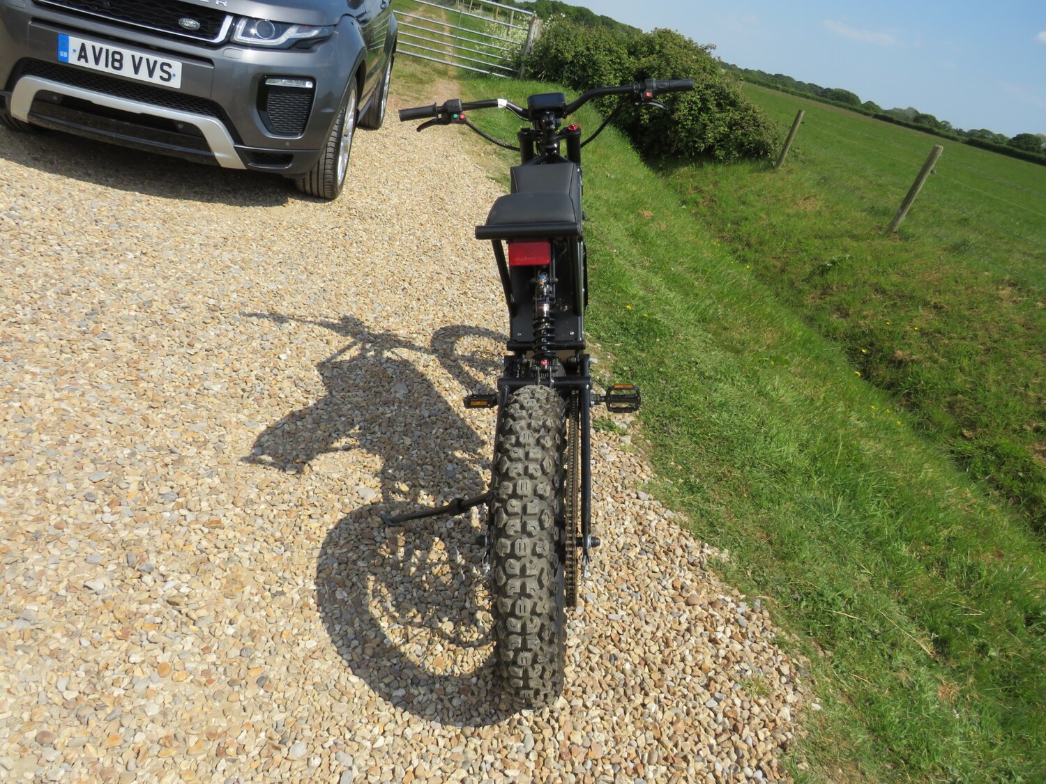 E MOTORBIKE OFF ROAD