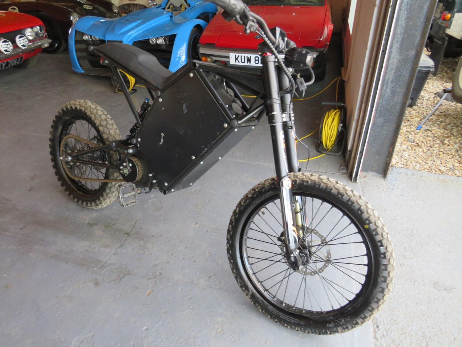 E MOTORBIKE OFF ROAD