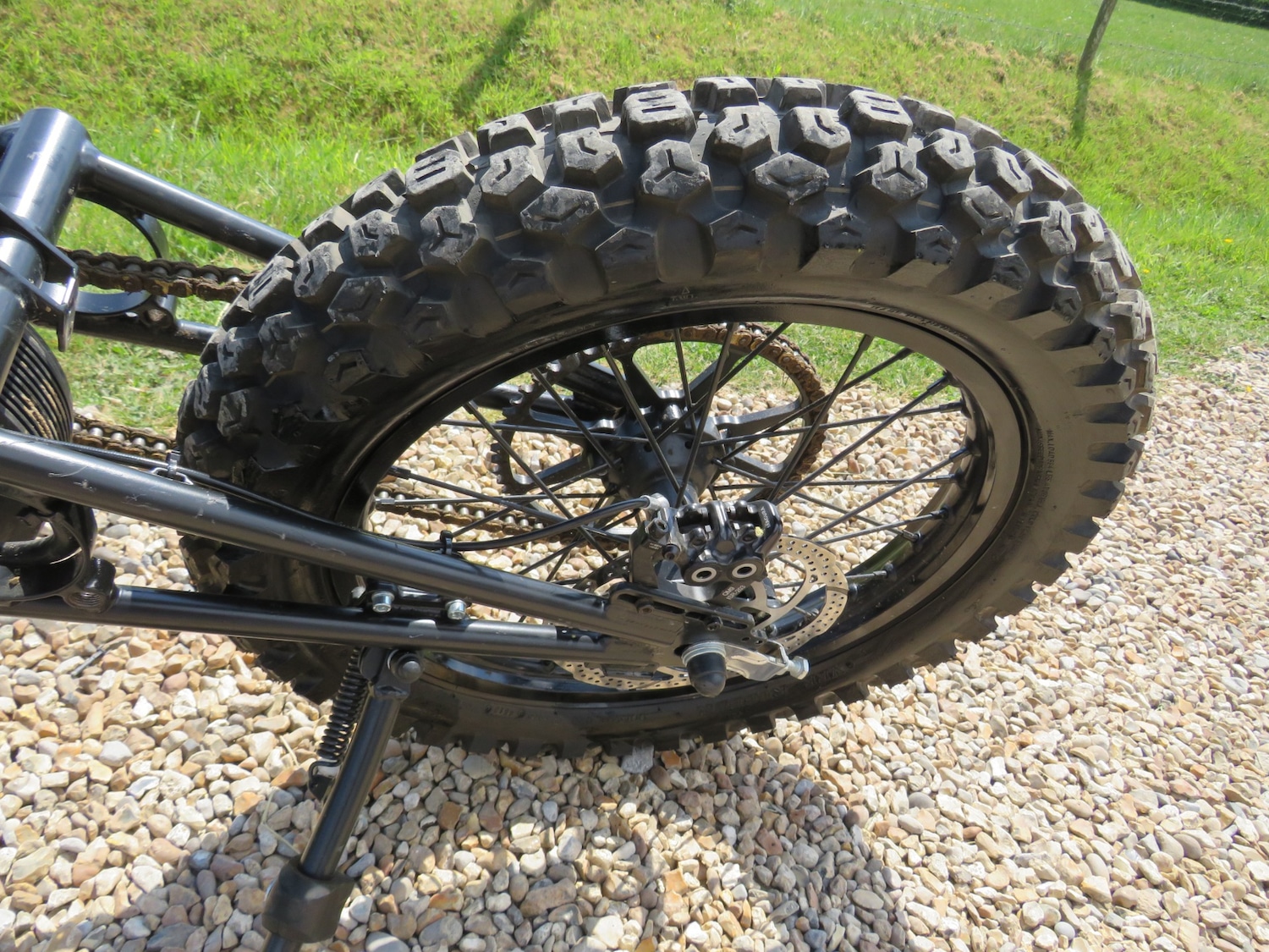 E MOTORBIKE OFF ROAD