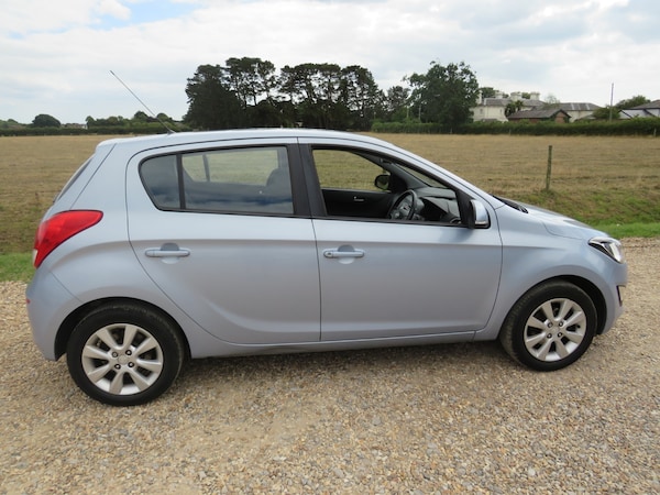 Used Hyundai i20 2013 for sale - 75651520: Photo 4