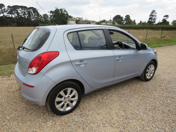 Used Hyundai i20 2013 for sale - 75651520: Photo 5