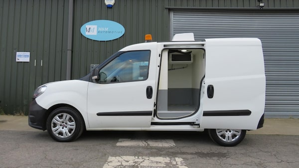 Used Fiat Doblo 2016 for sale - 69546239: Photo 2