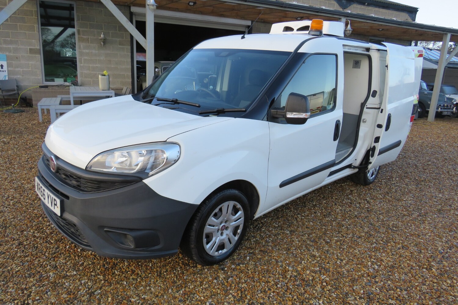 Used Fiat Doblo 2016 for sale - 69546239: Photo 45