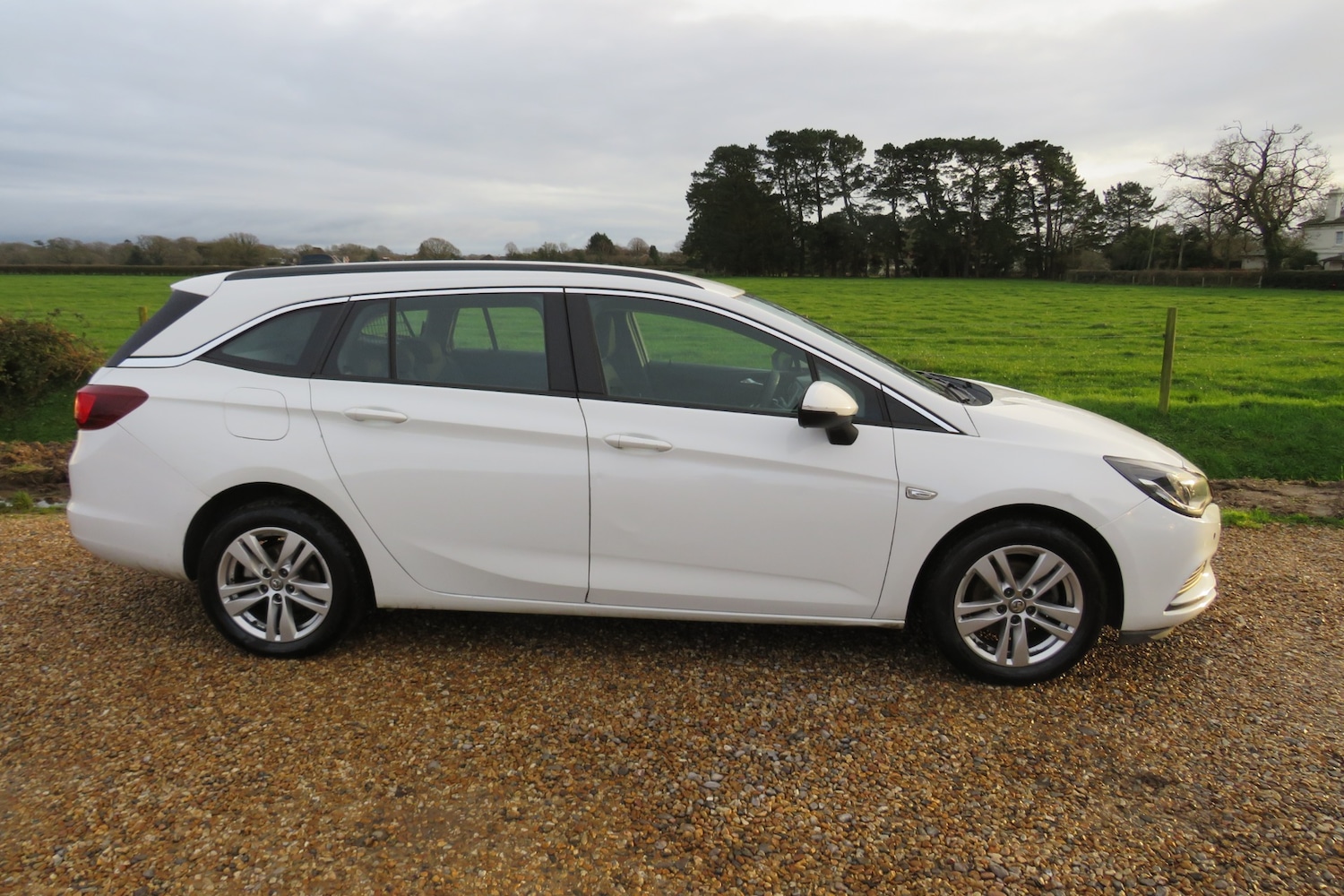 Used Vauxhall Astra 2018 for sale - 76958223: Photo 15