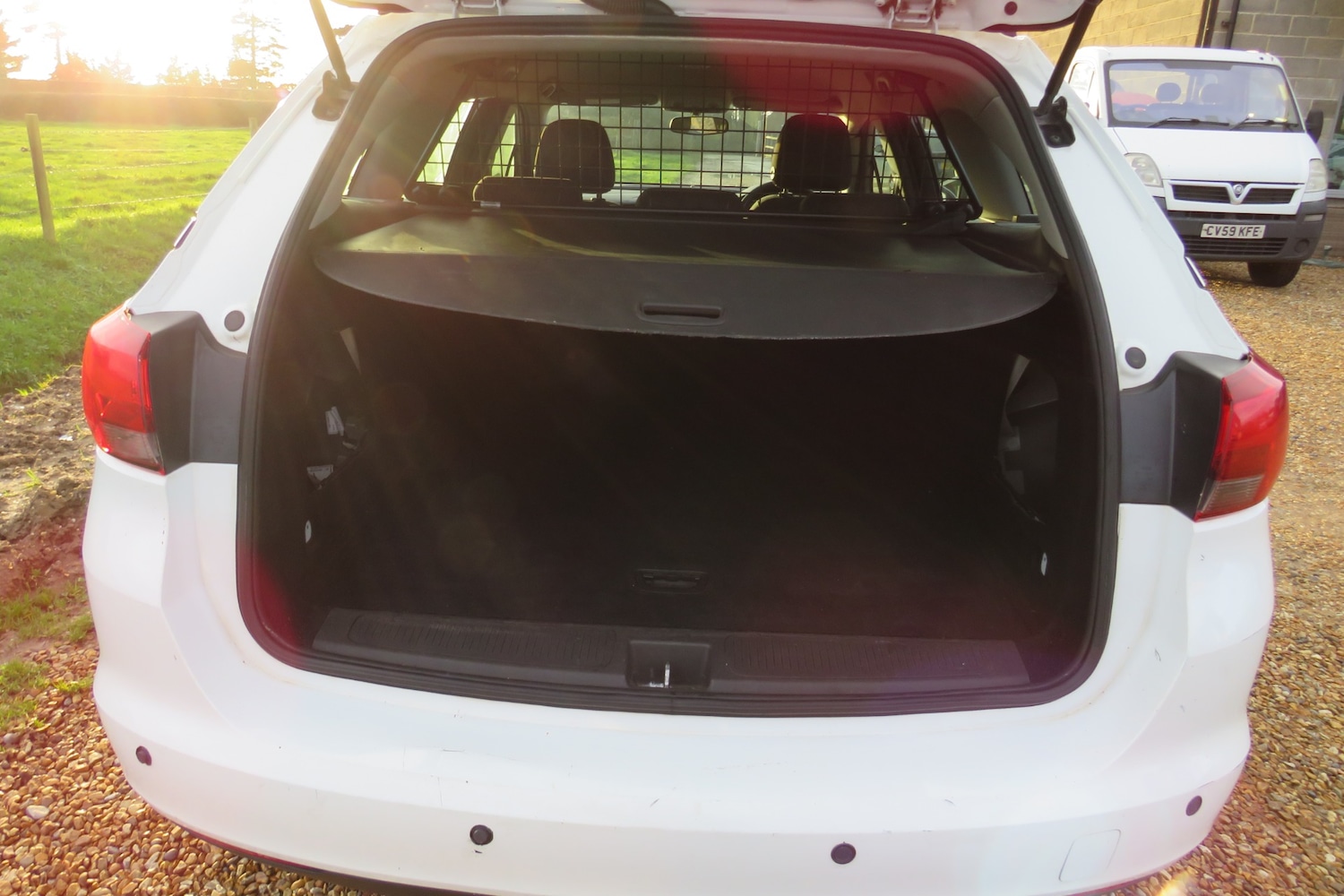 Used Vauxhall Astra 2018 for sale - 76958223: Photo 7