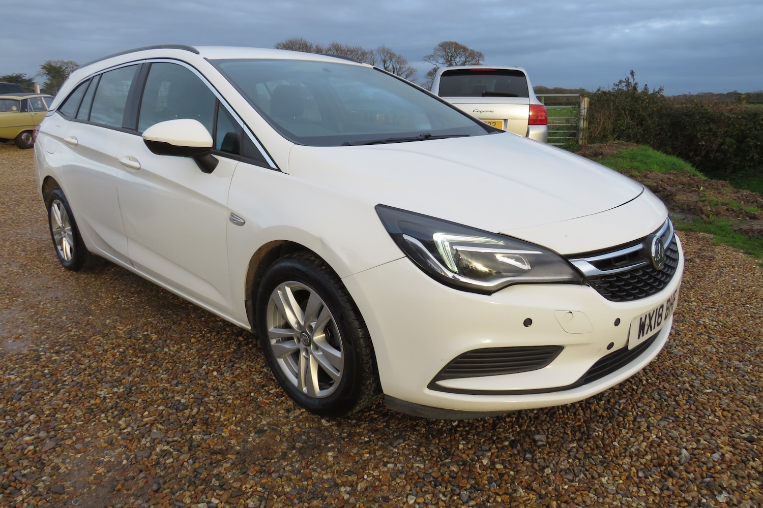 Used Vauxhall Astra 2018 for sale - 76958223: Photo 9