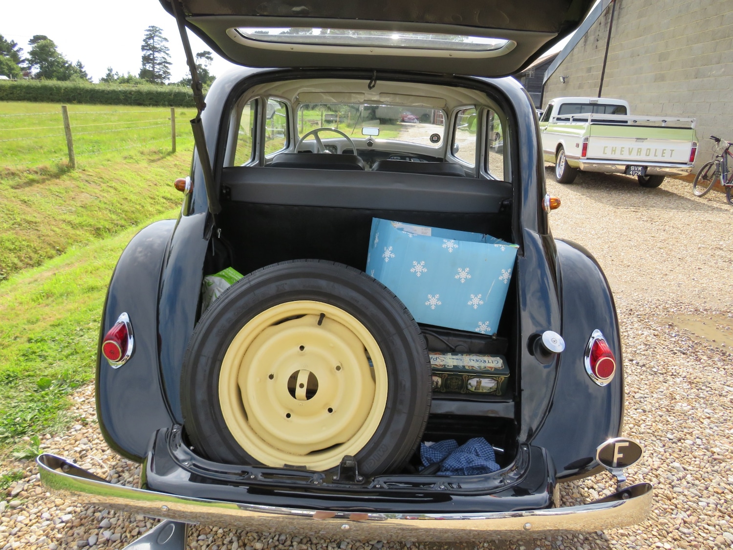Vehicle 33