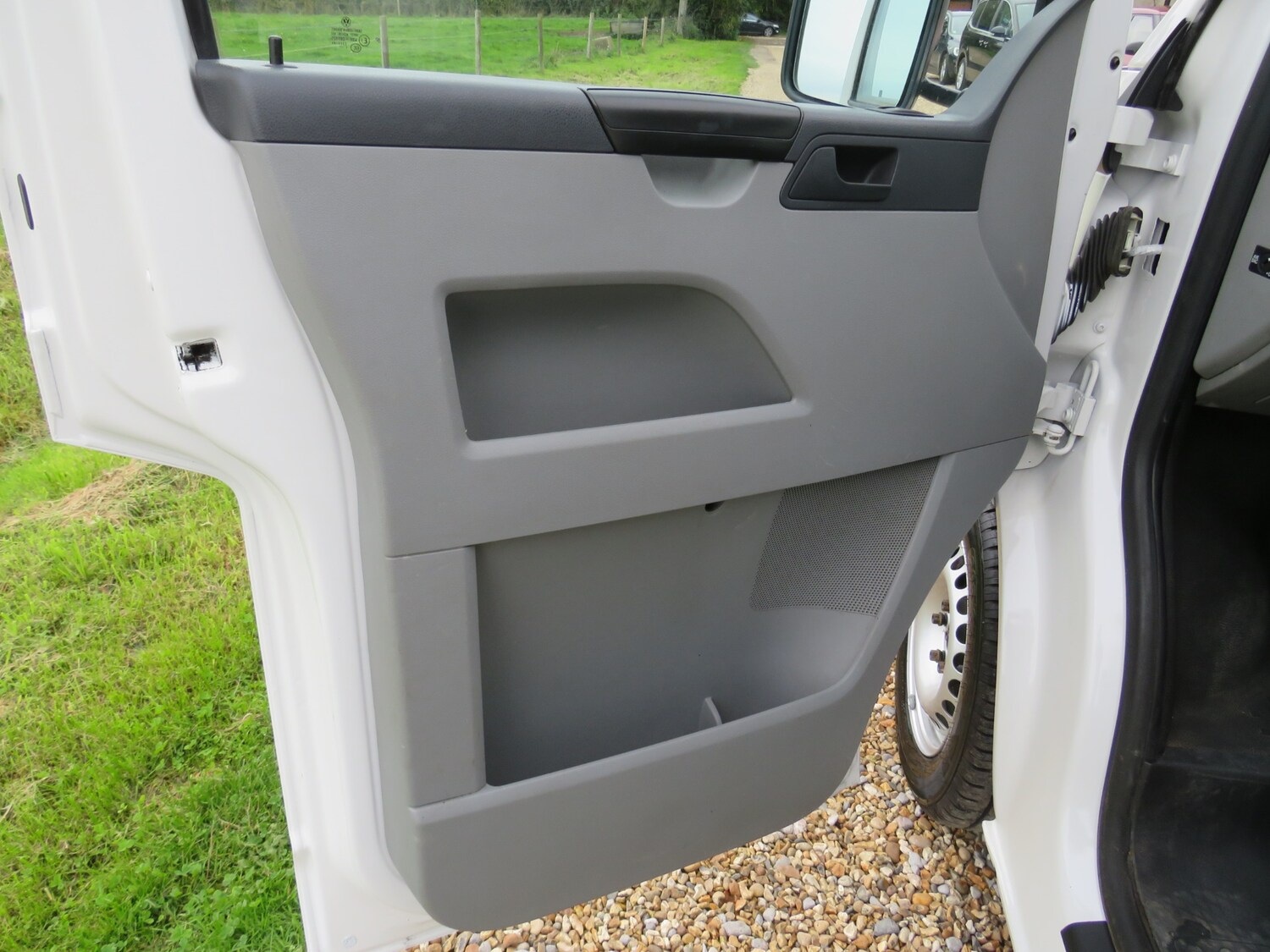 Used Volkswagen Transporter 2013 for sale - 76334996: Photo 29