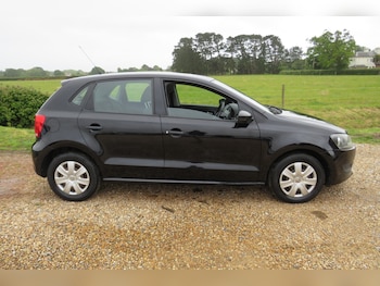Used Volkswagen Polo 2010 for sale - 78627674: Photo