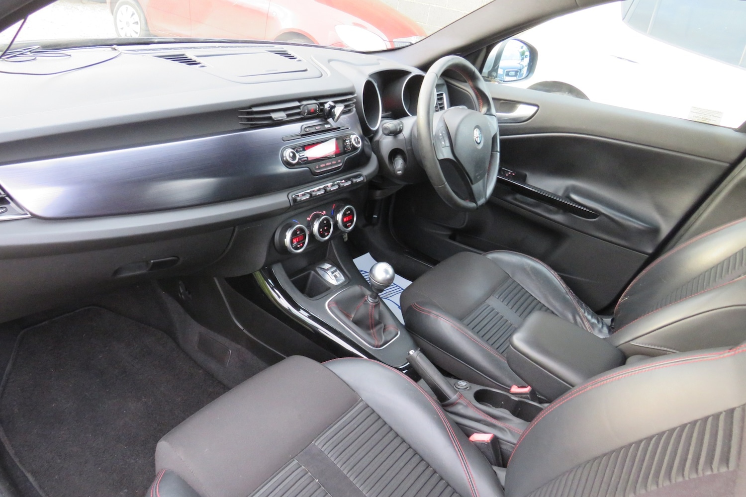 Used Alfa Romeo Giulietta 2011 for sale - 76908212: Photo 7