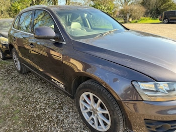 Used Audi Q5 2010 for sale - 76437046: Photo