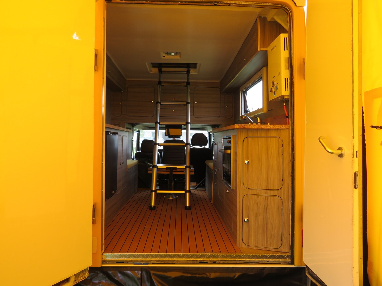 Vehicle 14