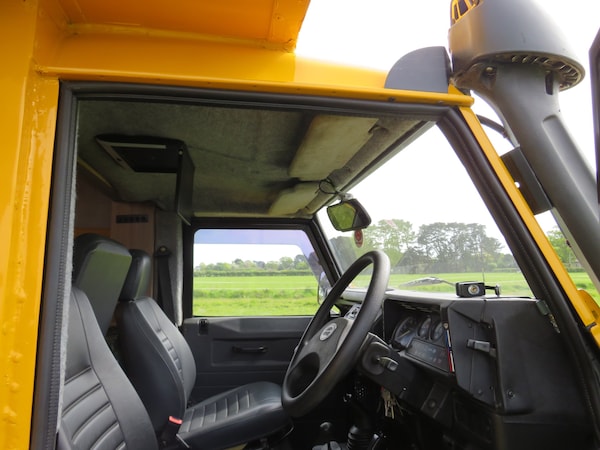 Used Land Rover Defender 130 1997 for sale - 74480481: Photo 50