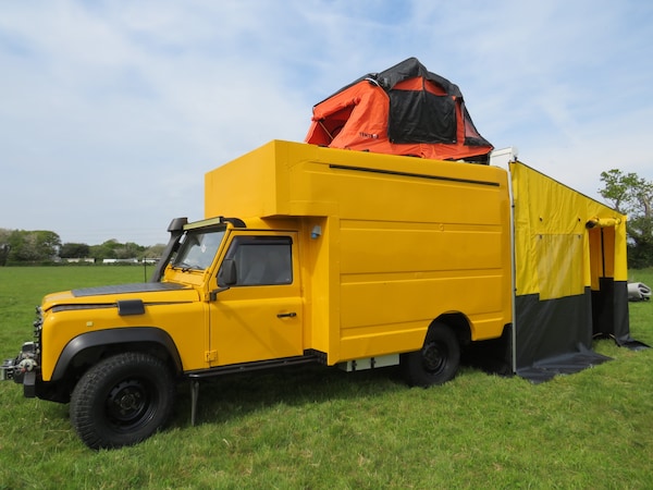 Used Land Rover Defender 130 1997 for sale - 74480481: Photo 74