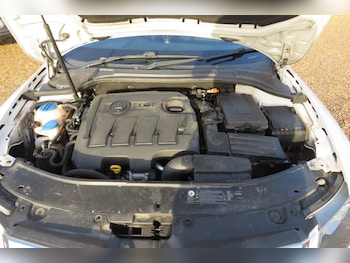 Used Skoda Superb 2014 for sale - 76837252: Photo