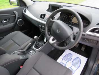 Used Renault Megane 2011 for sale - 74248145: Photo