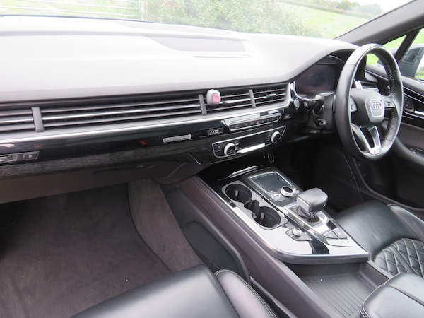 Used Audi Q7 2019 for sale - 76300832: Photo 13