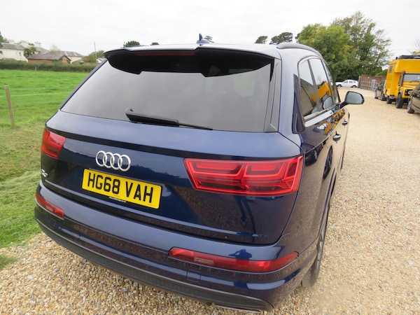 Used Audi Q7 2019 for sale - 76300832: Photo 35