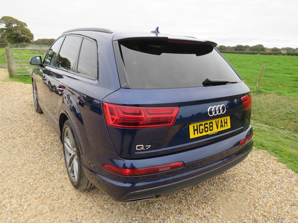 Used Audi Q7 2019 for sale - 76300832: Photo 8