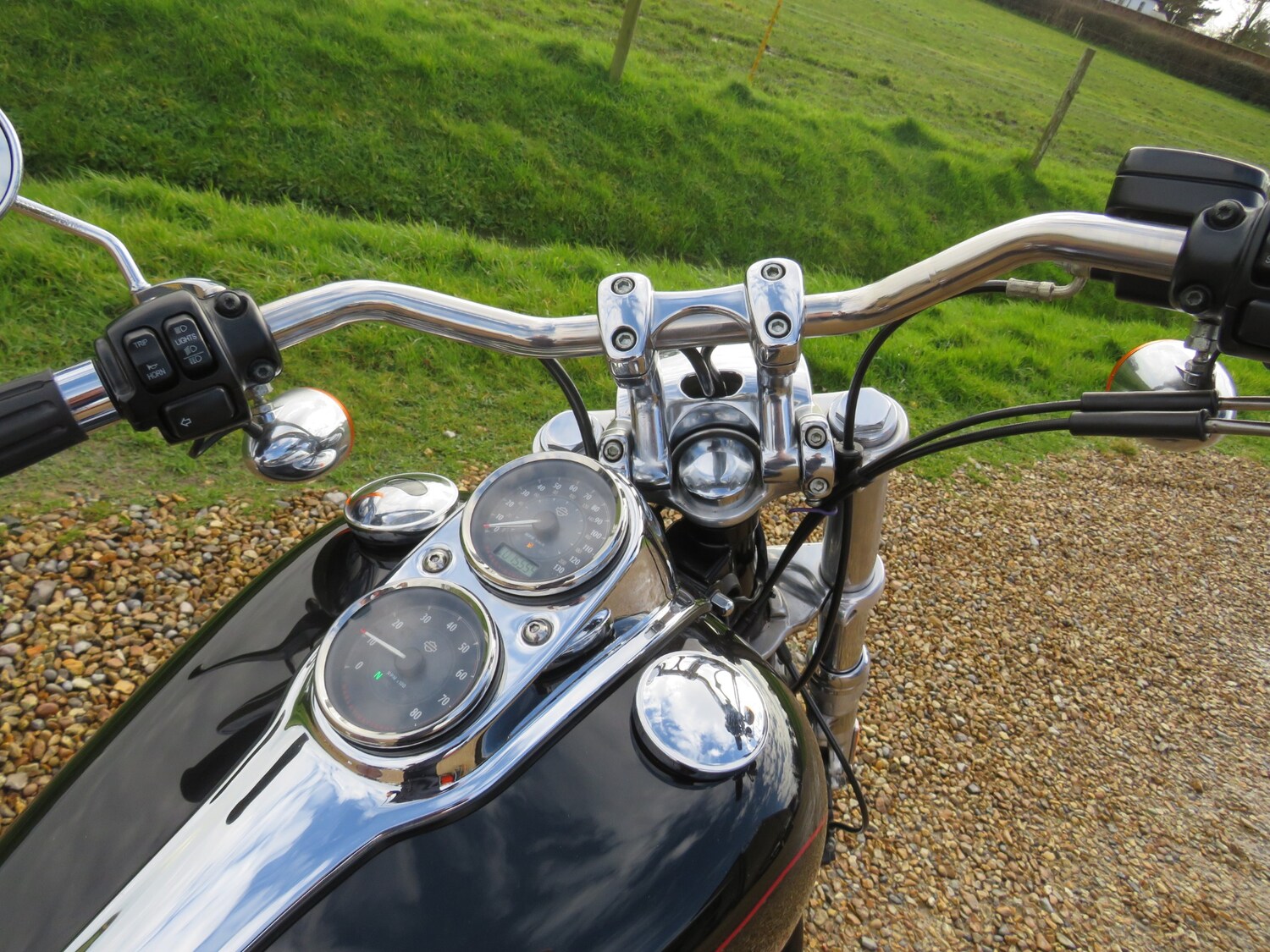 Harley-Davidson DYNA LOW RIDER