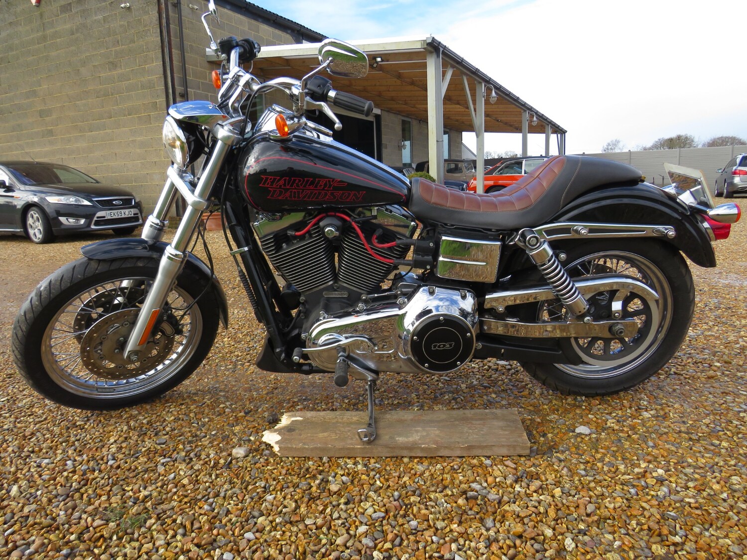 Harley-Davidson DYNA LOW RIDER