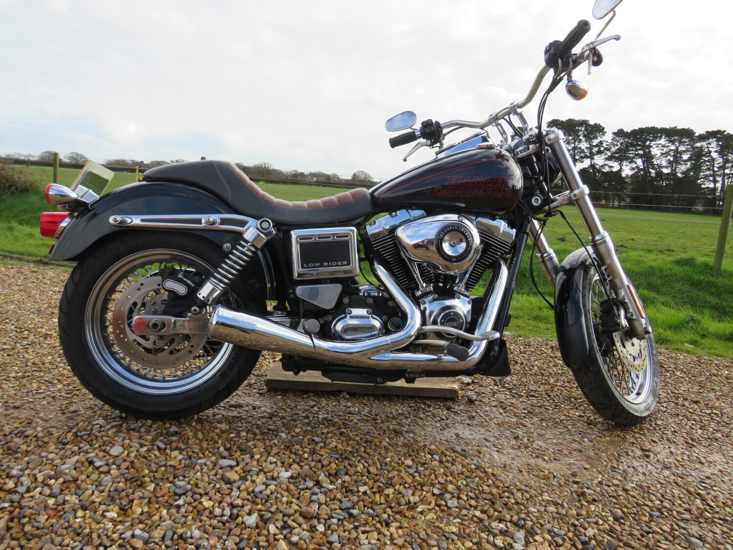Harley-Davidson DYNA LOW RIDER