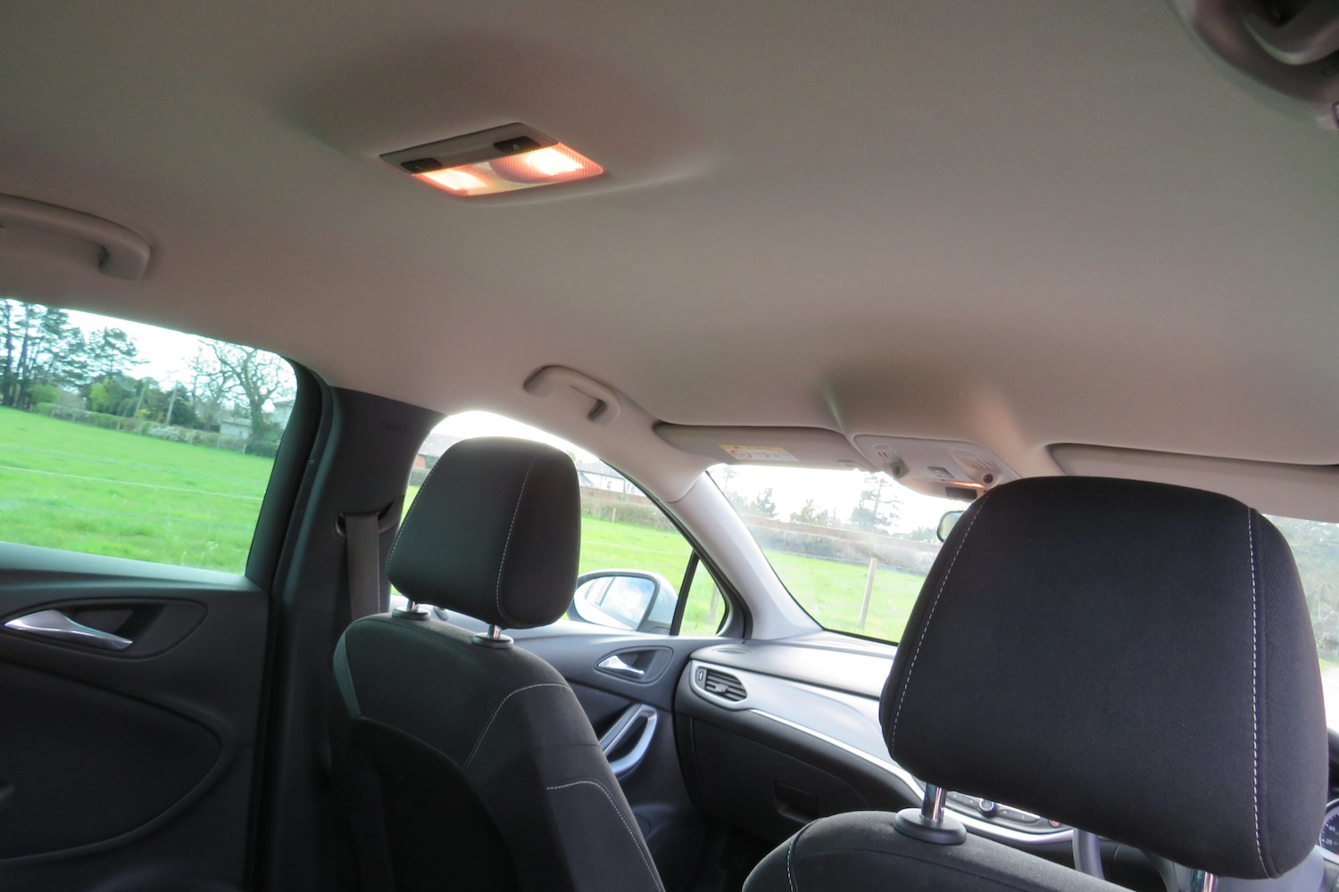 Used Vauxhall Astra 2018 for sale - 78081443: Photo 21