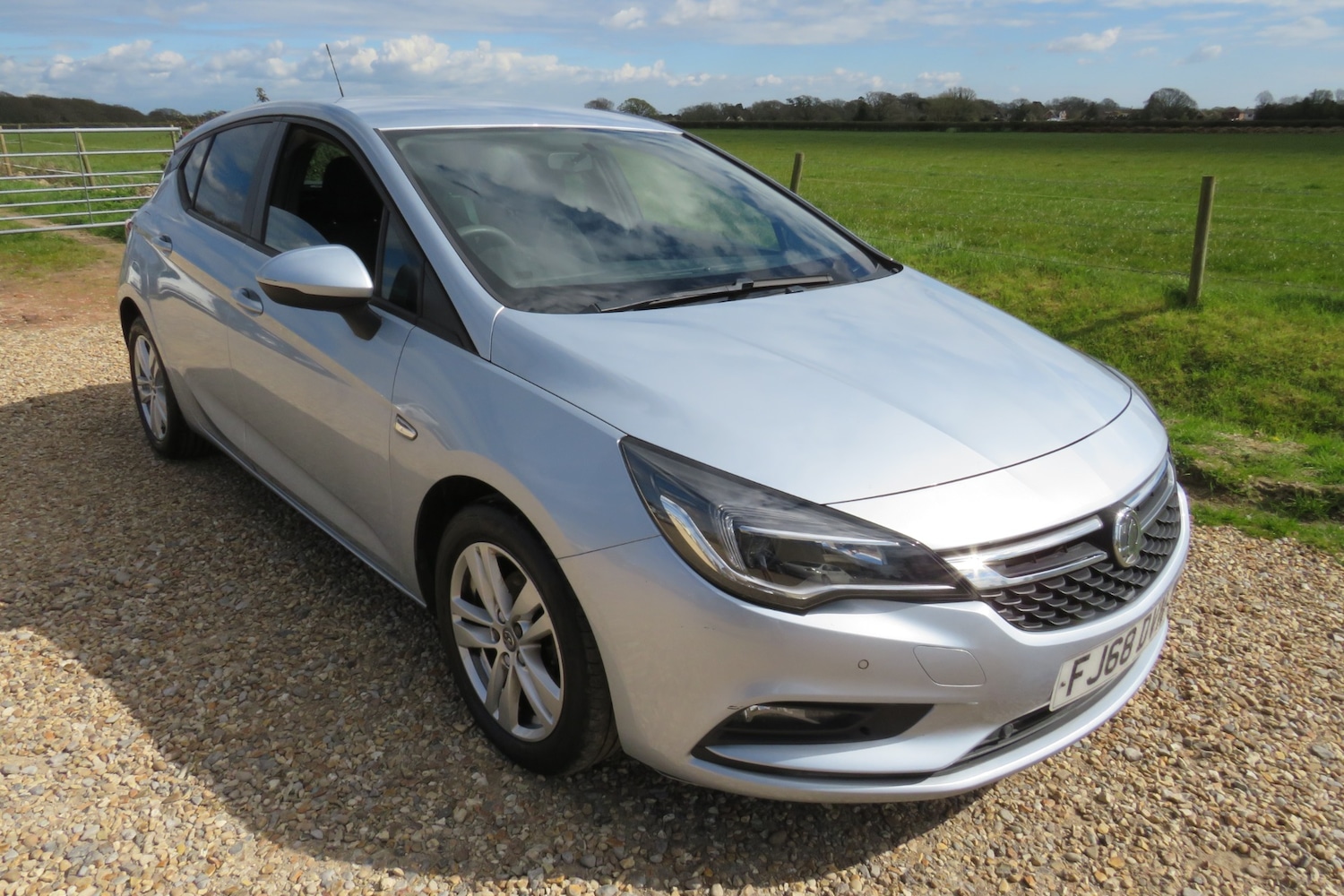 Used Vauxhall Astra 2018 for sale - 78081443: Photo 32