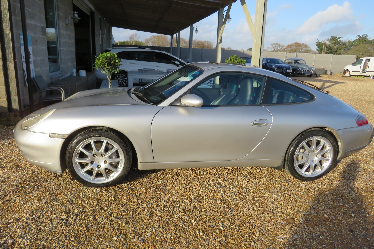 Used Porsche 911 2001 for sale - 76837245: Photo 3