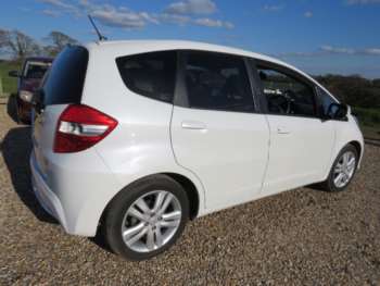 Used Honda Jazz 2014 for sale - 74038708: Photo