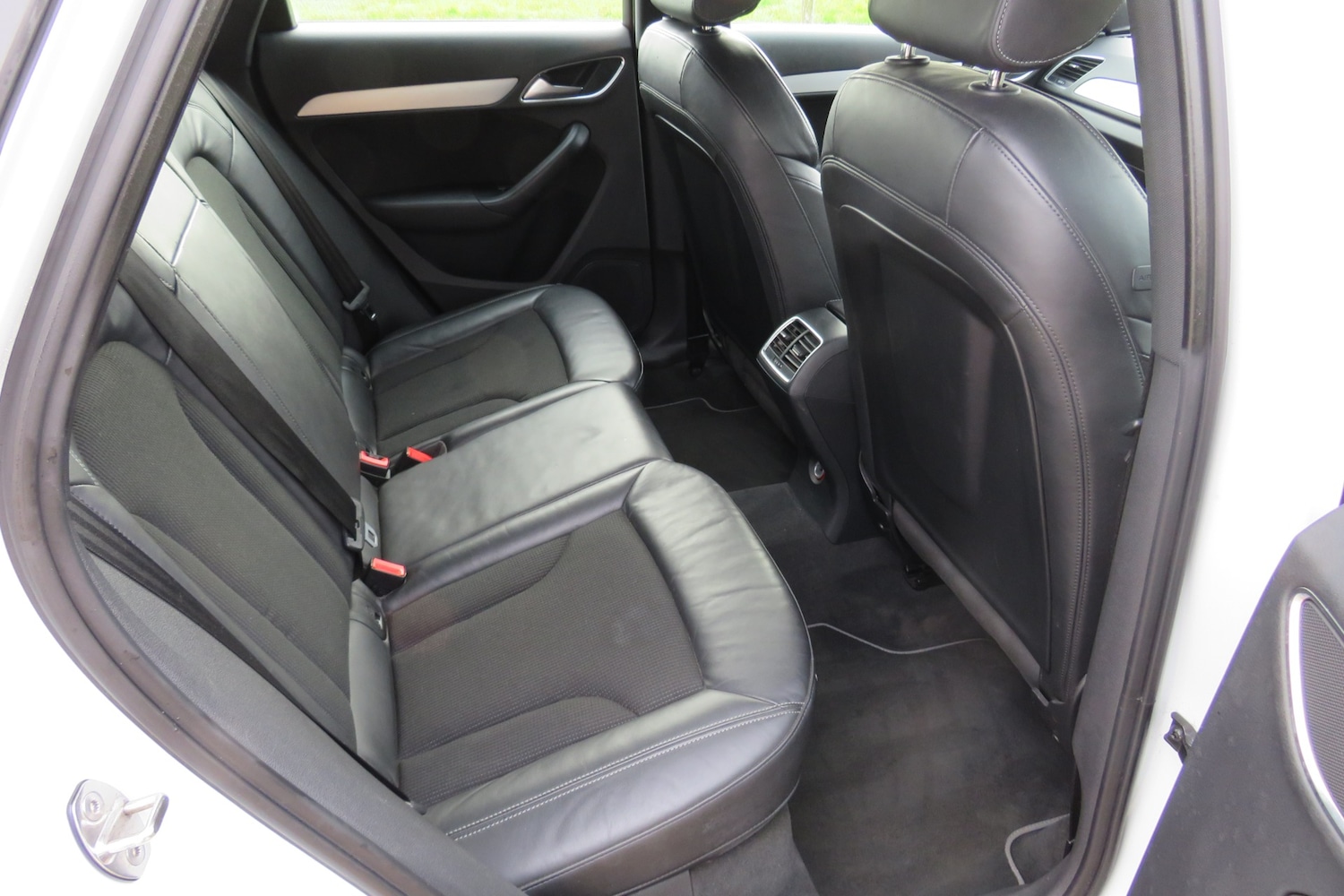 Used Audi Q3 2013 for sale - 76919234: Photo 16