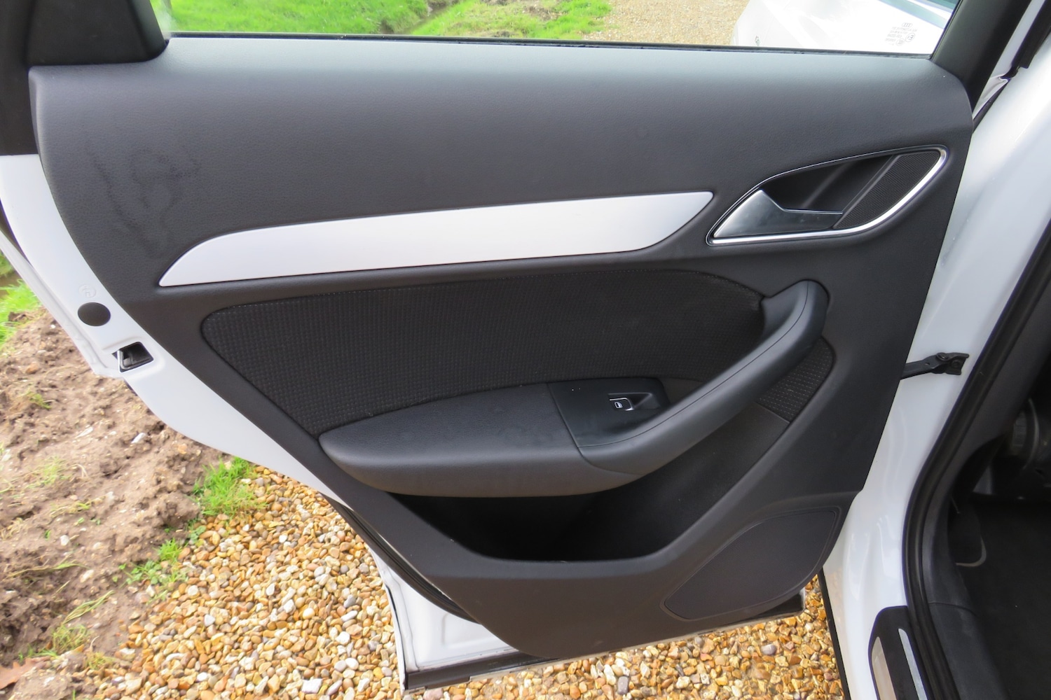 Used Audi Q3 2013 for sale - 76919234: Photo 21