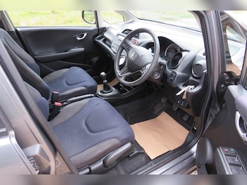 Used Honda Jazz 2012 for sale - 78627938: Photo