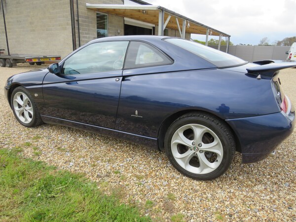 Used Alfa Romeo GTV 2001 for sale - 70580819: Photo 14