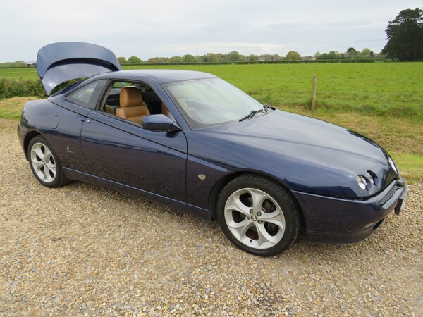Used Alfa Romeo GTV 2001 for sale - 70580819: Photo 22