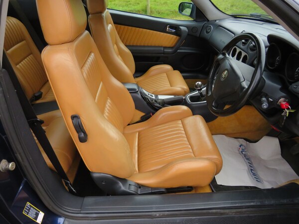 Used Alfa Romeo GTV 2001 for sale - 70580819: Photo 34