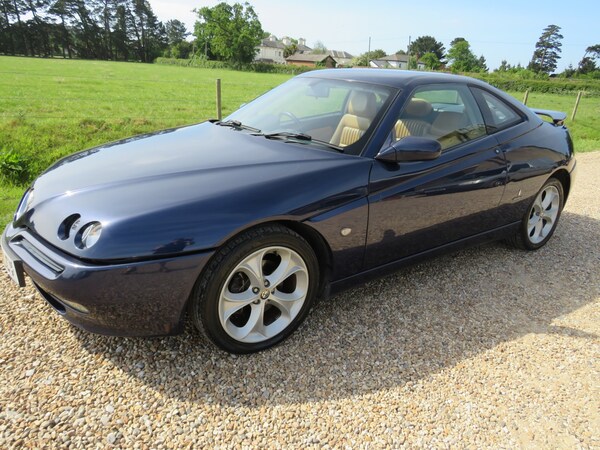 Used Alfa Romeo GTV 2001 for sale - 70580819: Photo 58