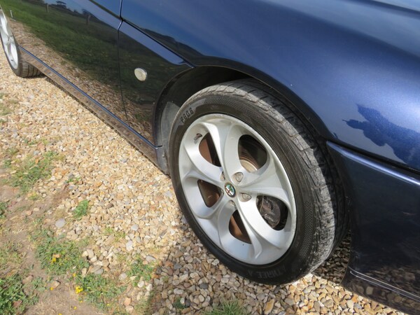 Used Alfa Romeo GTV 2001 for sale - 70580819: Photo 61