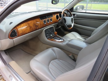 Used Jaguar XK8 2000 for sale - 79031453: Photo